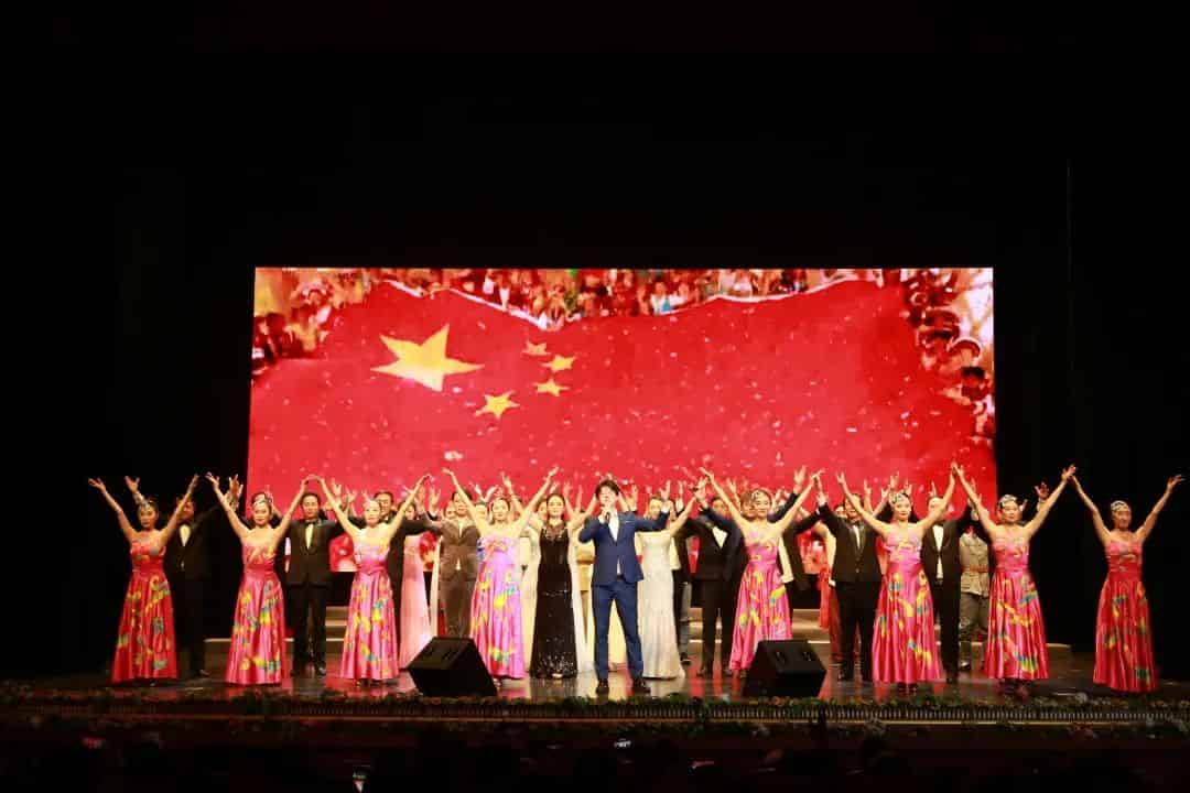 青岛市歌舞剧院 图片