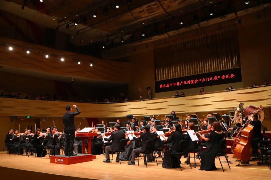 青岛市歌舞剧院 图片